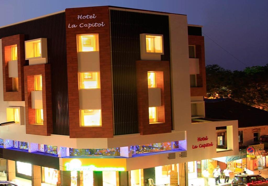 Hotel La Capitol Panaji Luaran gambar